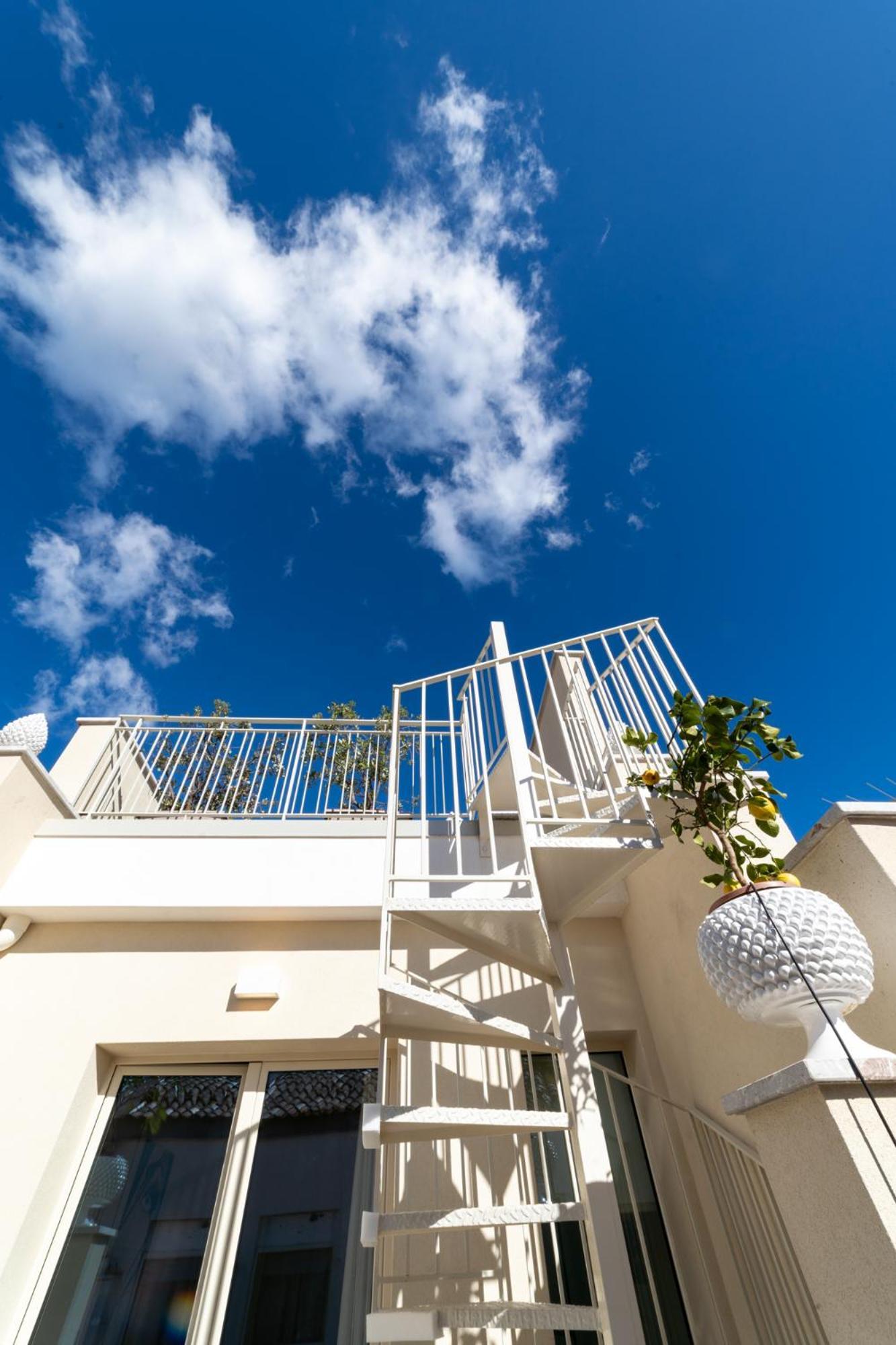 Taoetna Guest House, *